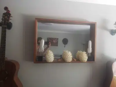 31 × 21 mirror, View more
