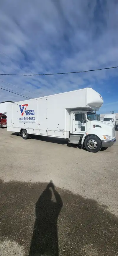 Excellent truck in perfect working condition 2020 Kenworth T370 174,529 km’s PX-9 engine 300 HP Alli...