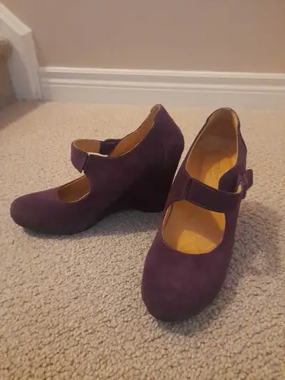 Women's shoes size 7, View more