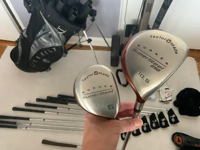 Golf clubs and accessories in Golf in City of Toronto - Image 4
