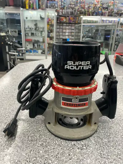Craftsman Router Item # 1396542 Great working condition! For more routers and other power tools, com...
