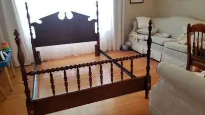 Queen bed, free, View more