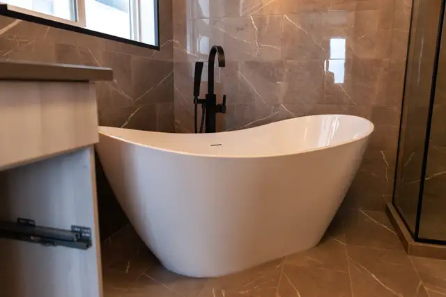  Bathroom Renovation – Start to Finish 574230160339128321