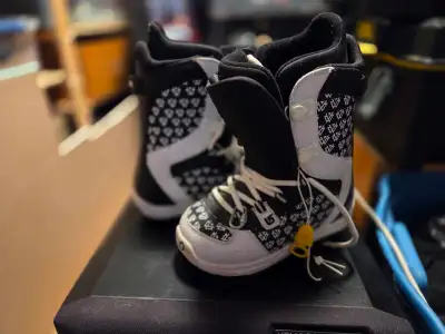 Burton Shaun White Smalls Boots - US 5, View more