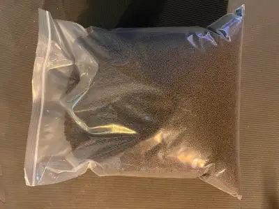 High quality shrimp/fish food. It's what I feed all my shrimp & fish tanks. 1.5 mm pellet size 4kg b...