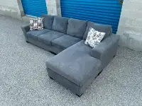 FREE DELIVERY• GREY SECTIONAL COUCH / SOFA w/ REVERSE CHAISE