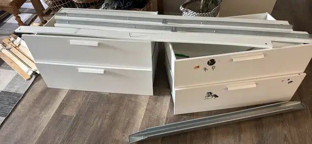 Bed frame malm ikea in Beds & Mattresses in Calgary - Image 3