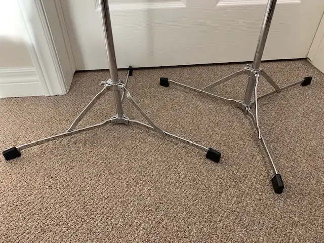 Ludwig Lightweight Flat-Base Cymbal Stands (1 pair) in Drums & Percussion in St. Catharines - Image 6