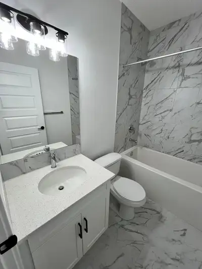 Brand New 2 Bedroom Basement in Silverton $1300 available 01Aug