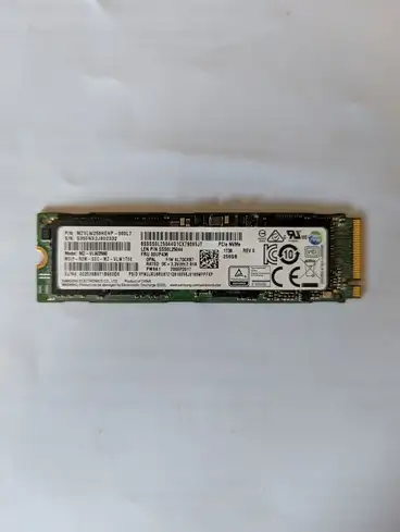 Samsung M.2 nvme SSD 250gb in Laptop Accessories in City of Toronto - Image 3
