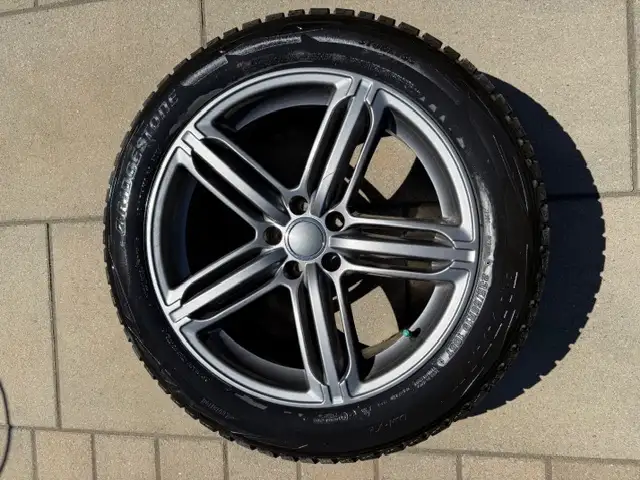 BRIDGESTONE BLIZZAK DM V2 235/55R19 in Tires & Rims in City of Montréal - Image 2