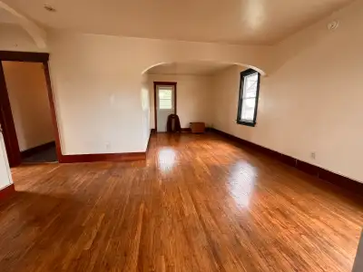For Rent - 2 bedroom upper level apartment with balcony
