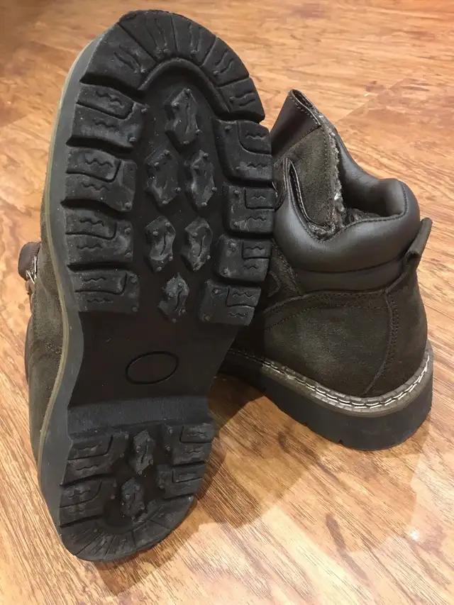 New shoes size 7 for sale in Women's - Shoes in Oakville / Halton Region - Image 4