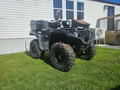 Selling my 2016 Yamaha Grizzly 700 EPS SE. 1865 km, 108.5 hours on the engine. Lucky seven rad reloc...