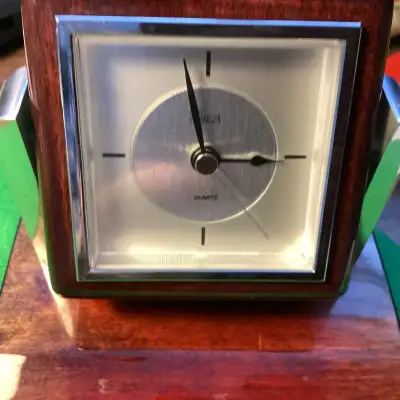 Desk top  clock, View more
