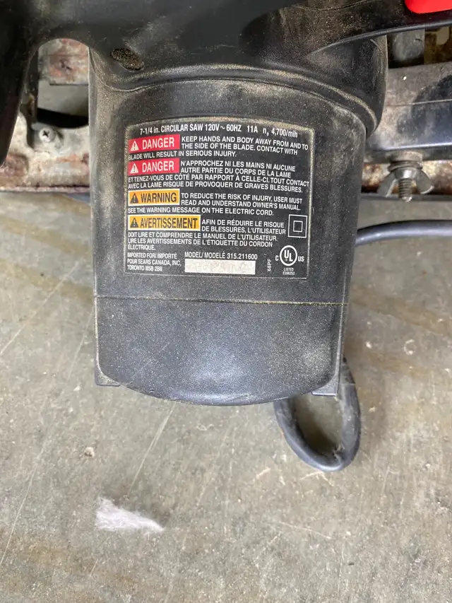 Craftsman 7 1/4” circular saw in Power Tools in Barrie - Image 3