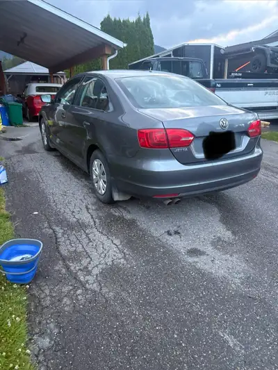 2013 Volkswagen Jetta 5 speed manual 211,792km may go up a bit as it may be driven Super clean car o...