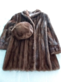 Manteau d'hiver en vison 10-12 ans avec chapeau pour femme