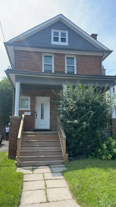 3 bedroom house for Rent - Oshawa