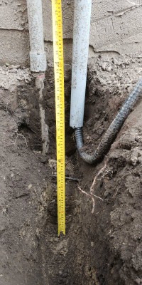 Trenching & Post Holes