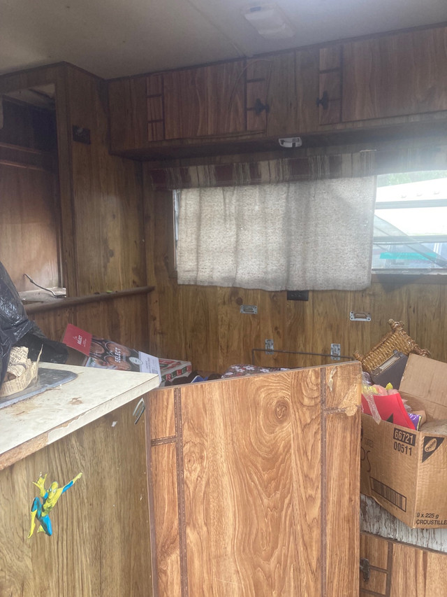 20’ Glendette camper trailer storage flat deck parts coup in Park Models in Barrie - Image 4