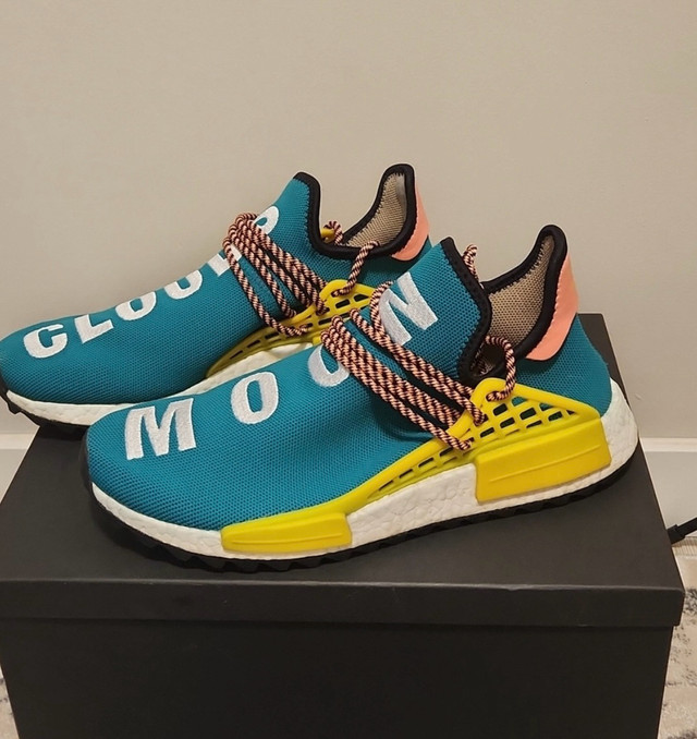 Adidas Pharrell Human Race Cloud Moon NMD Limited edition sz9.5 in Men's Shoes in City of Toronto - Image 2