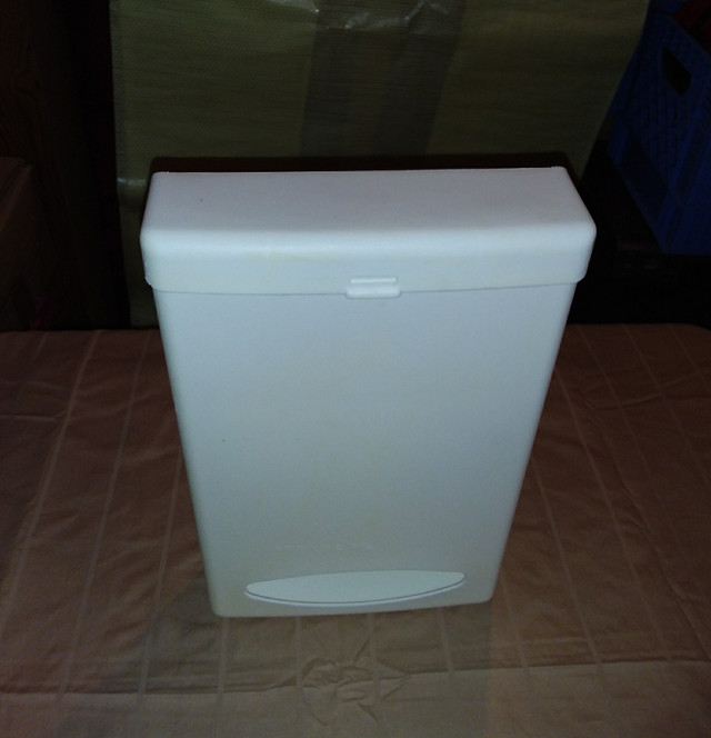 Vtg 80's Wall Mounted Bag Storage Container Dispenser,Servabag in Storage & Organization in Truro - Image 2