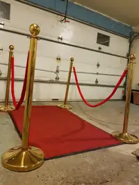Red Carpet Golden Stanchions Solid! Tapis Rouge Poteaux Location