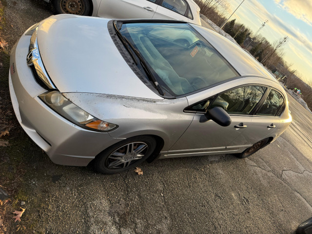 2010 Honda Civic Sedan 1.8L dans Autos et camions  à Sherbrooke - Image 2