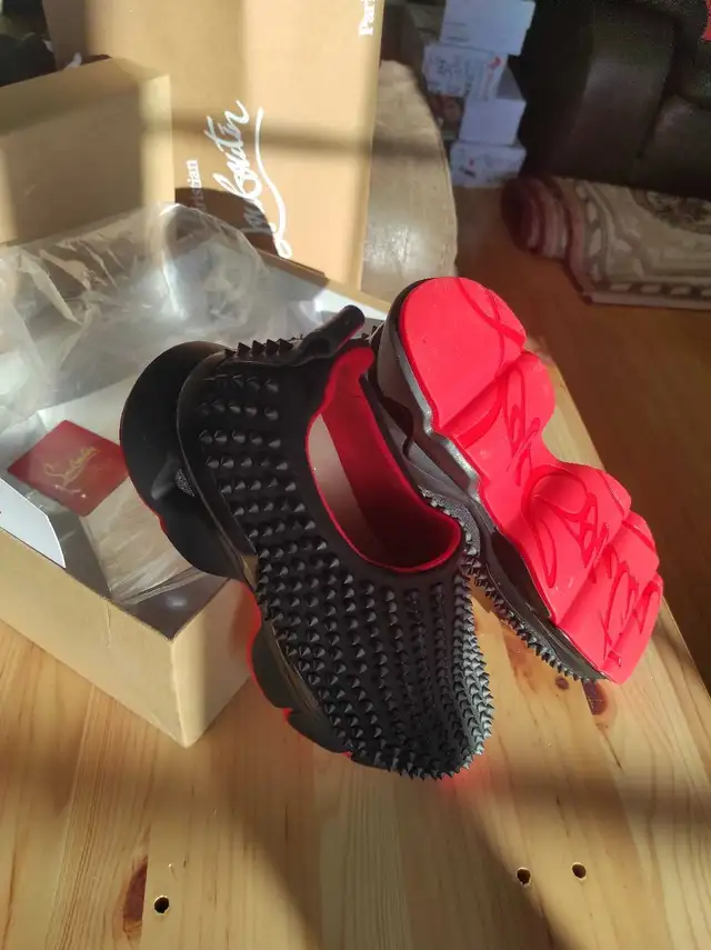 Black Spiked Slip-On Sneakers in Women's - Shoes in City of Toronto - Image 11
