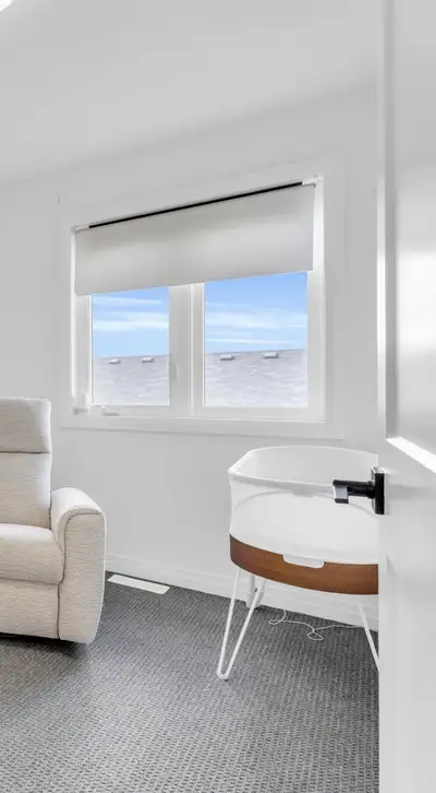 Snoo bassinet, View more