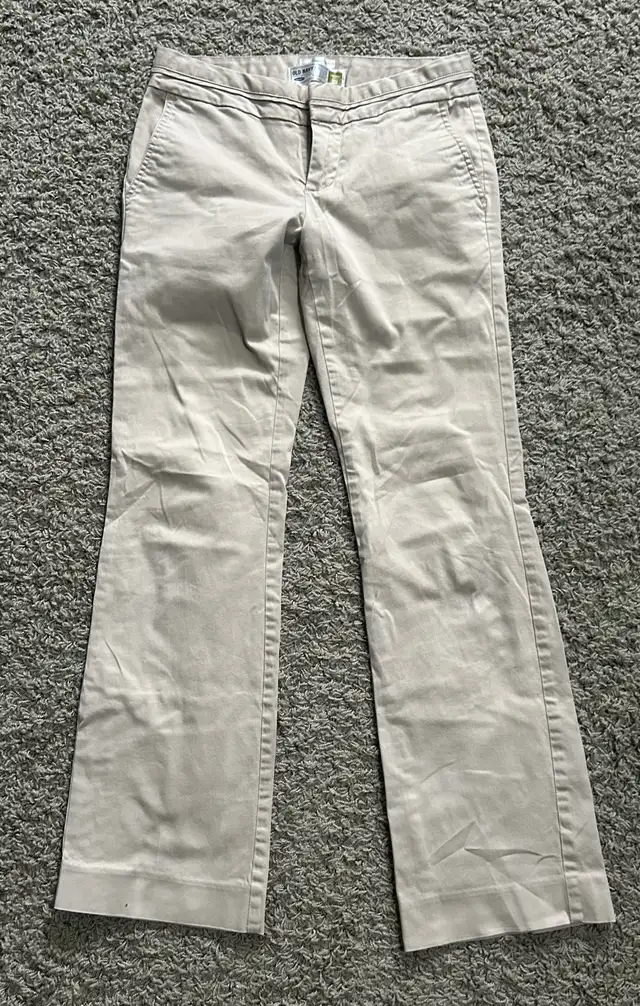 Women’s Pants - size 2  in Women's - Bottoms in Saskatoon - Image 2