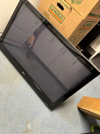 LG 42” plasma tv. No stand. With wall mount. Non swivel 