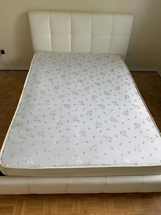 Queen bed frame with mattress - Queen bed frame with mattress63007359192705122