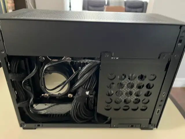 ITX Gaming PC in Desktop Computers in Edmonton - Image 9