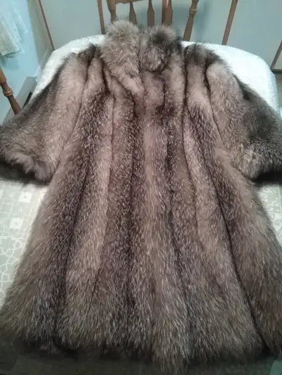 Manteau Vison long ‘’Irish Blue’’ Small, View more