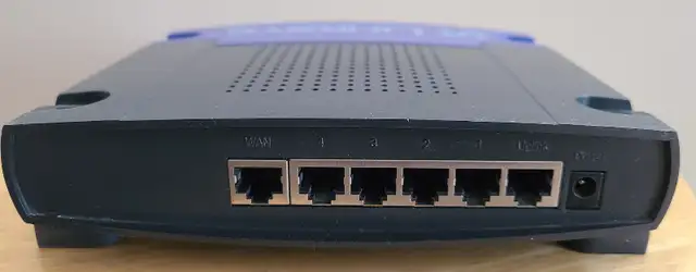 Linksys EtherFast Cable/DSL Router with 4-Port Switch..65729280288129121