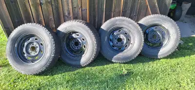 Winterforce snow tires (225 70R15) were used on 2003 Ford Ranger, trading vehicle so no longer requi...