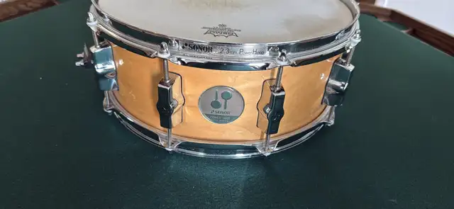 Sonor all maple snare drum in Drums & Percussion in Hamilton - Image 2