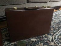 New Tilley Luxury Leather Briefcase For Sale !