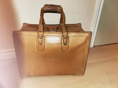VTG Hartmann Leather Lawyer Doctor Briefcase Carry-on, View more