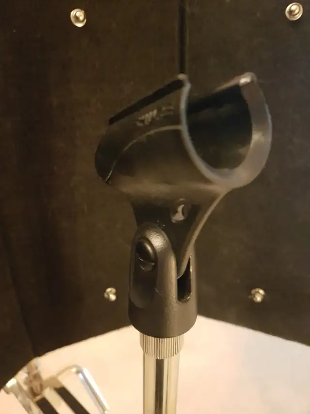 3 Piece Studio Quality Equipment for Recording in Other in Kamloops - Image 4