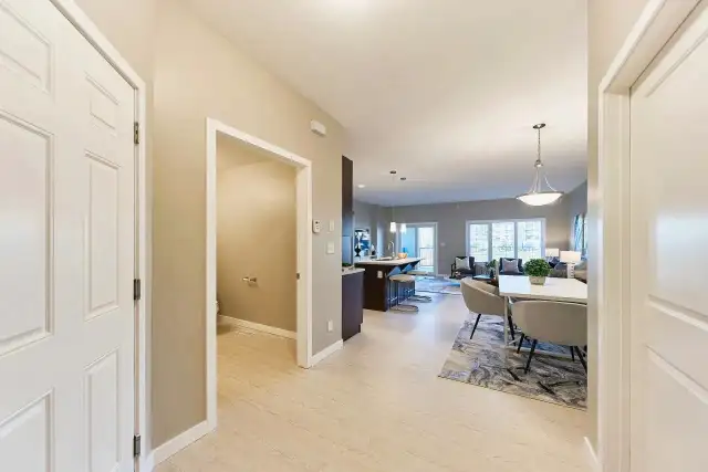 Waterproof Vinyl Flooring Blowout – From Only $1.69/sqft!63008306976771121