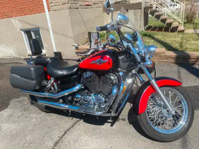 1995 Honda Shadow ACE 1100 3 000$ SEULEMENT 13 000Km Batterie neuve Haut-parleur BOSS Audio Valise r...