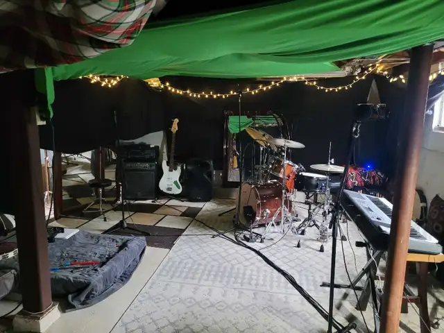 Hourly Jam Space in Downtown Brampton available, limited spots63849000814723120