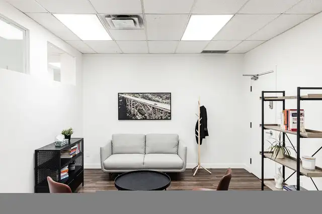 Therapy Coworking Space in Commercial & Office Space for Rent in Oakville / Halton Region - Image 12