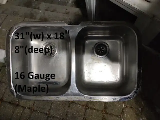 Kitchen Sink - Blanco, Stainless S, Under mount, 31(w) x 18 x 8k in Home Décor & Accents in Markham / York Region - Image 3