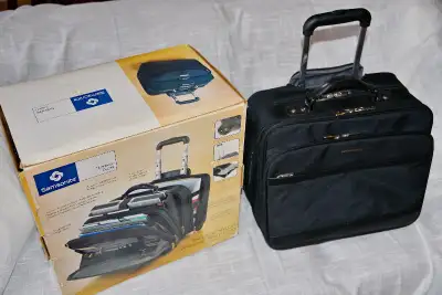 Samsonite Business Laptop Case in Box, View more
