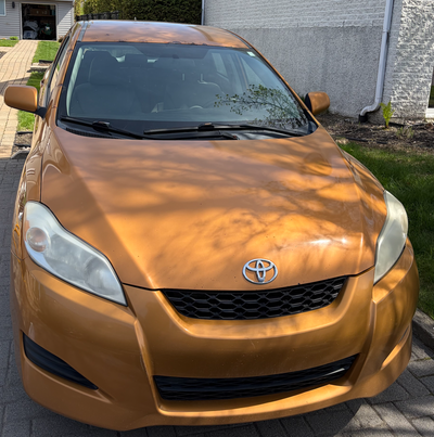Toyota Matrix XR 2010 – Petite prix, grande fiabilité Parfaite comme première voiture, auto de dépan...