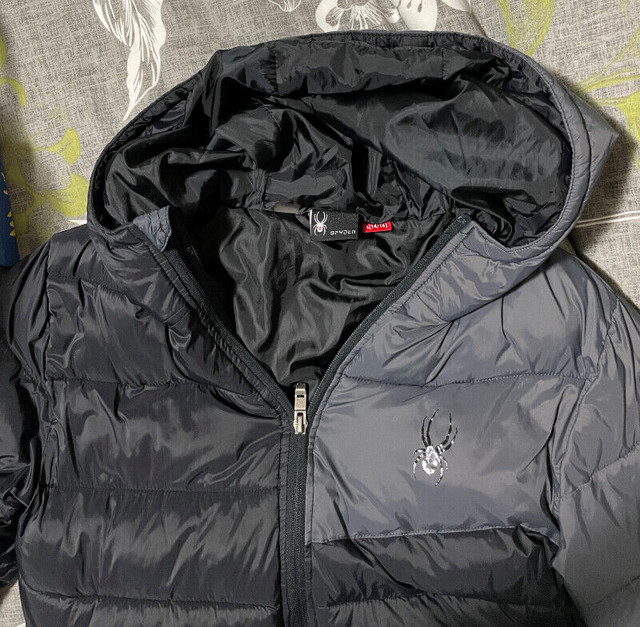 Spyder Boy's Puffer Jacket in Kids & Youth in Oshawa / Durham Region - Image 2